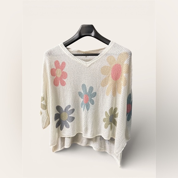POL FLOWER DROPPED SHOULDER LONG SLEEVE KNIT TOP Sz: S - Picture 4 of 7